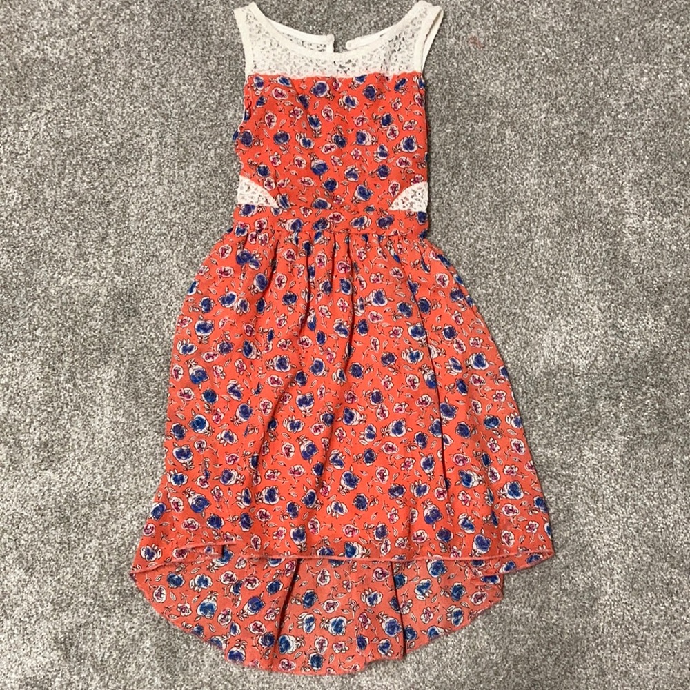 Girls dress